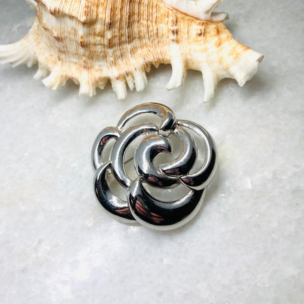 Vintage Napier Silver Rose Brooch Classic Jewelry Pin Designer Romantic 1.75”